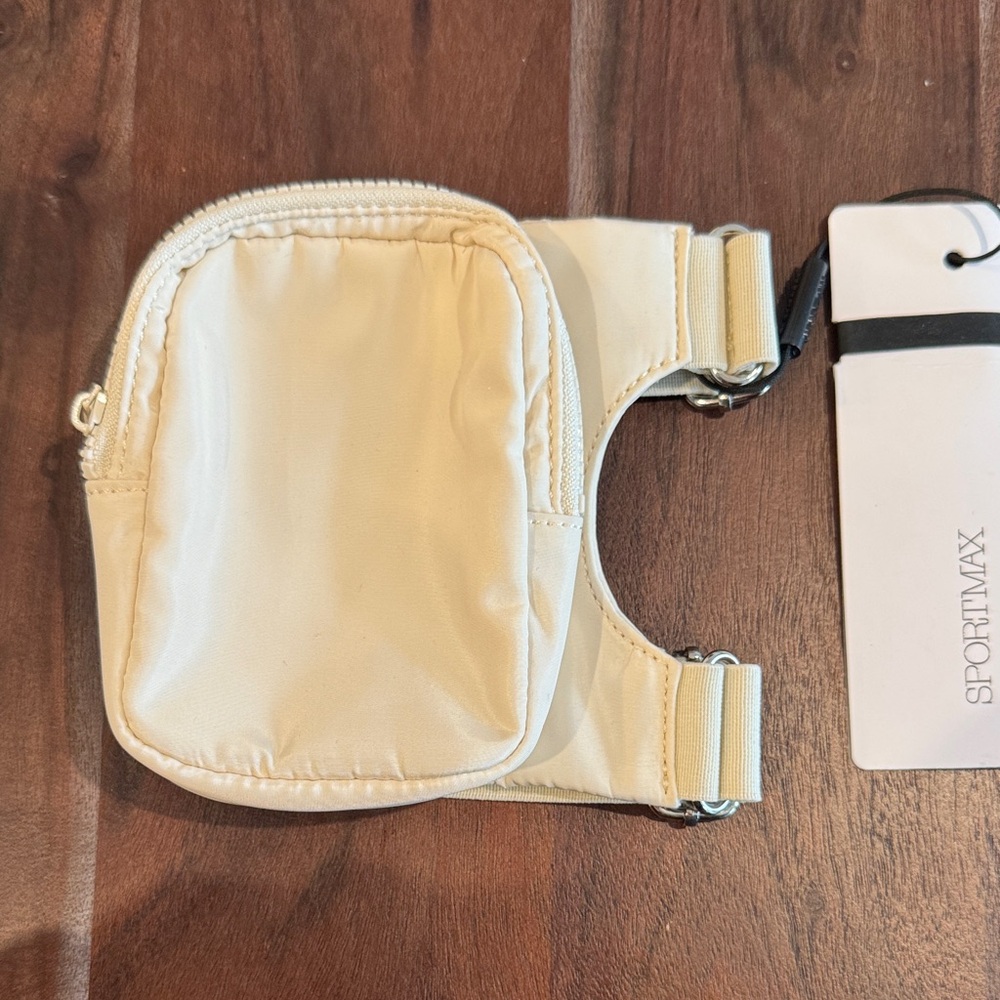 Sportmax Cream Compact Pouch